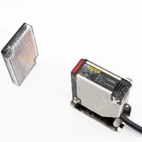 Retroreflective photoelectric switch E3JK-R2M1 12-24VDC 5 wires Sensing distance 2m